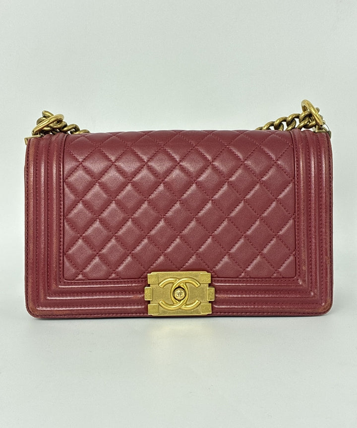 CHANEL กระเป๋าสะพาย