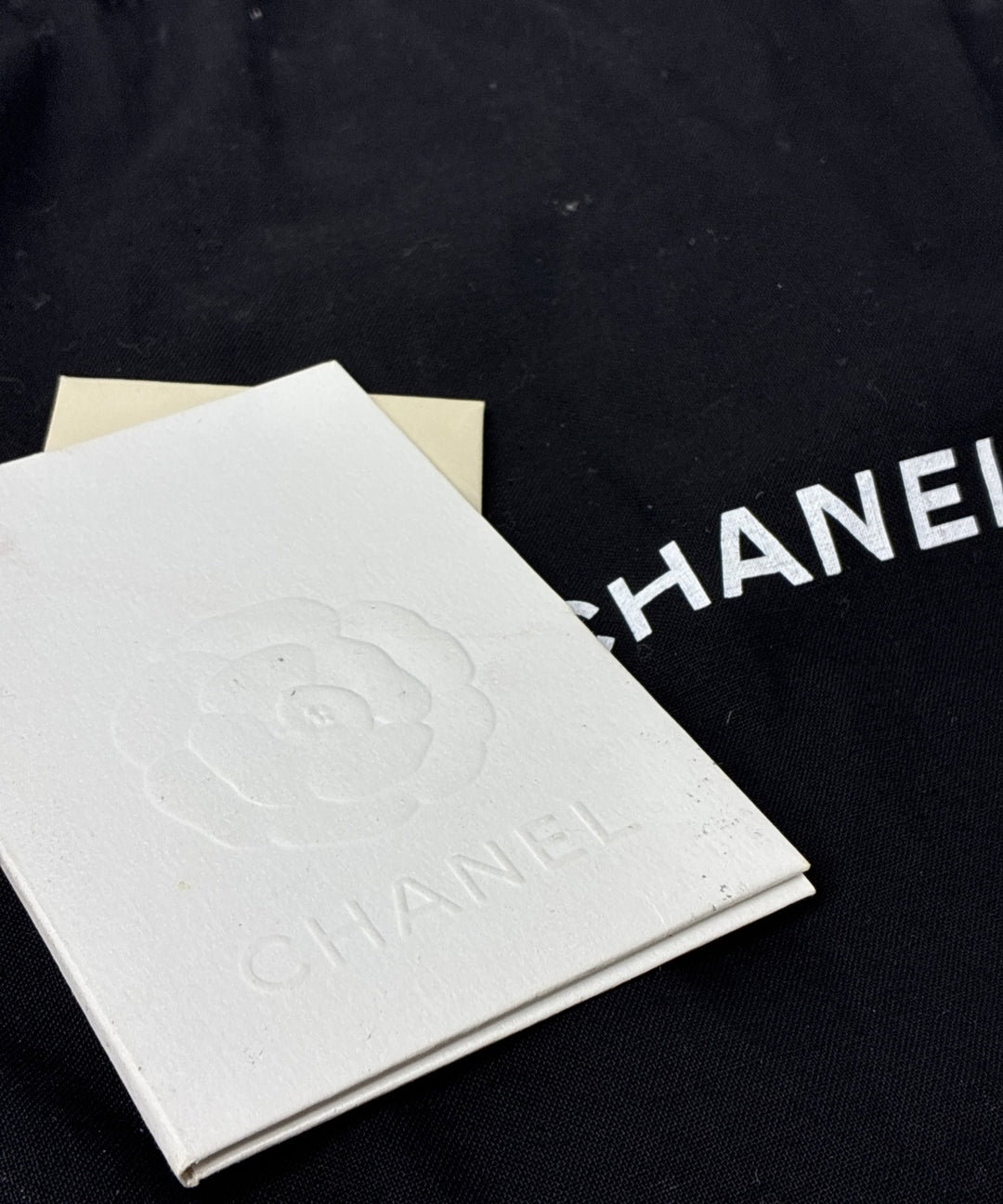 CHANEL กระเป๋าสะพาย