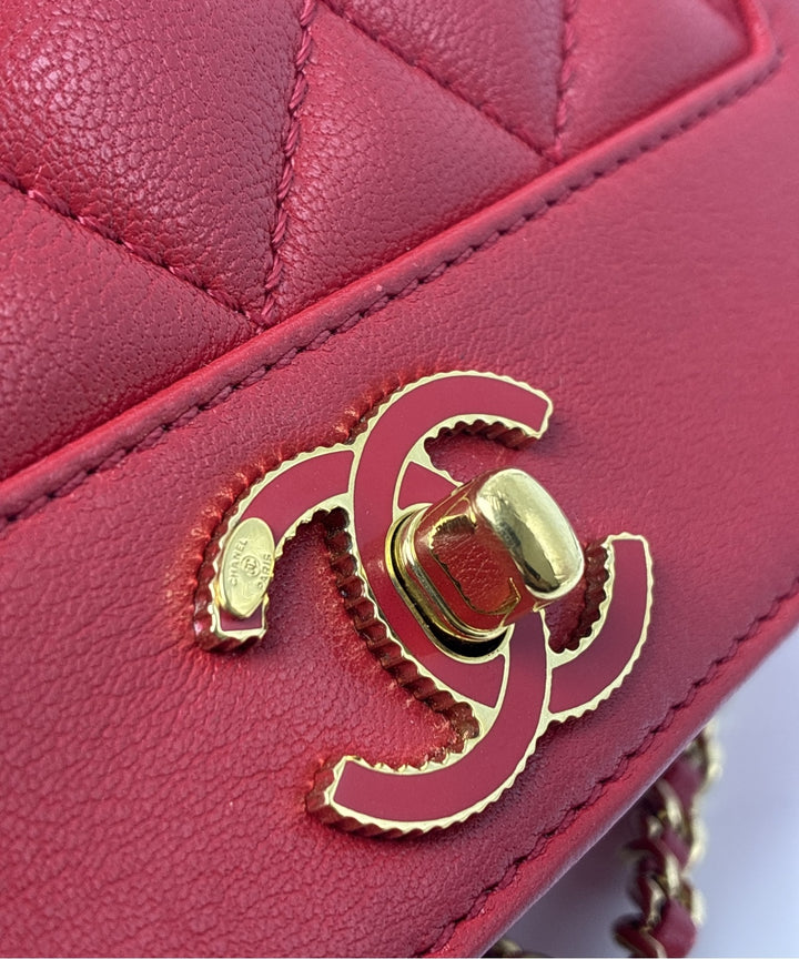 CHANEL กระเป๋าสะพาย