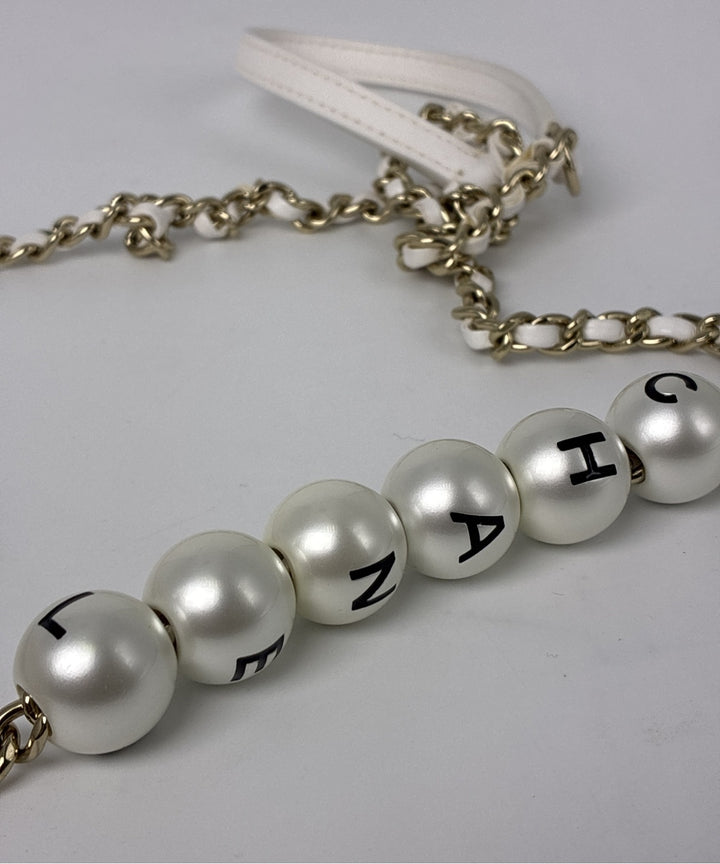 CHANEL กระเป๋าสะพาย