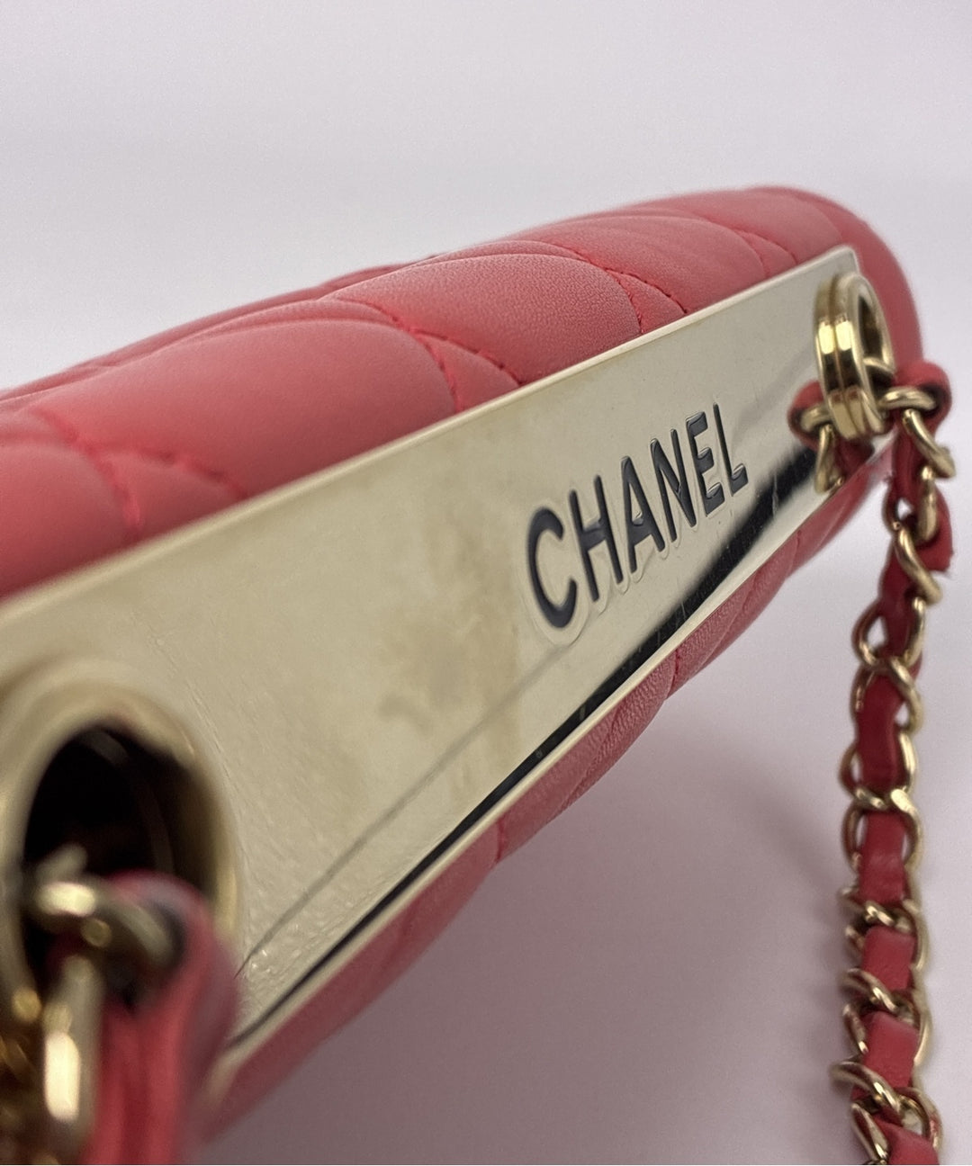 CHANEL กระเป๋าสะพาย