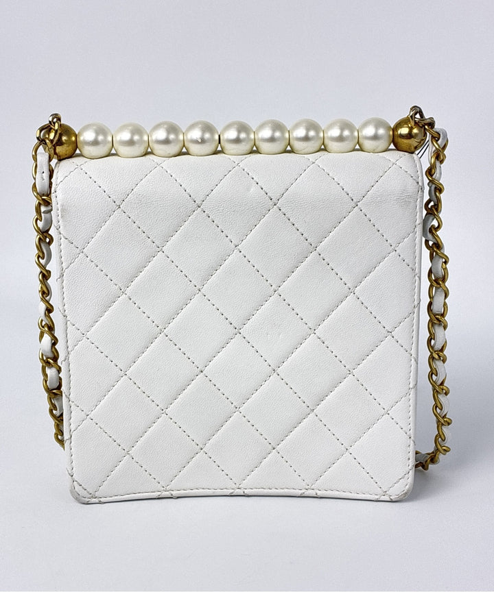 CHANEL กระเป๋าสะพาย