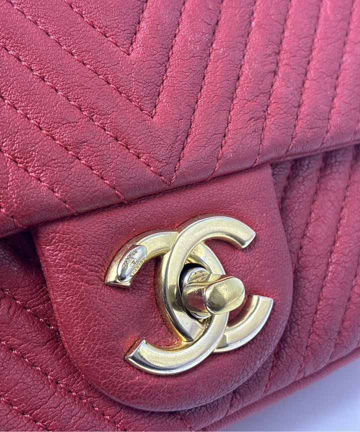 CHANEL กระเป๋าสะพาย