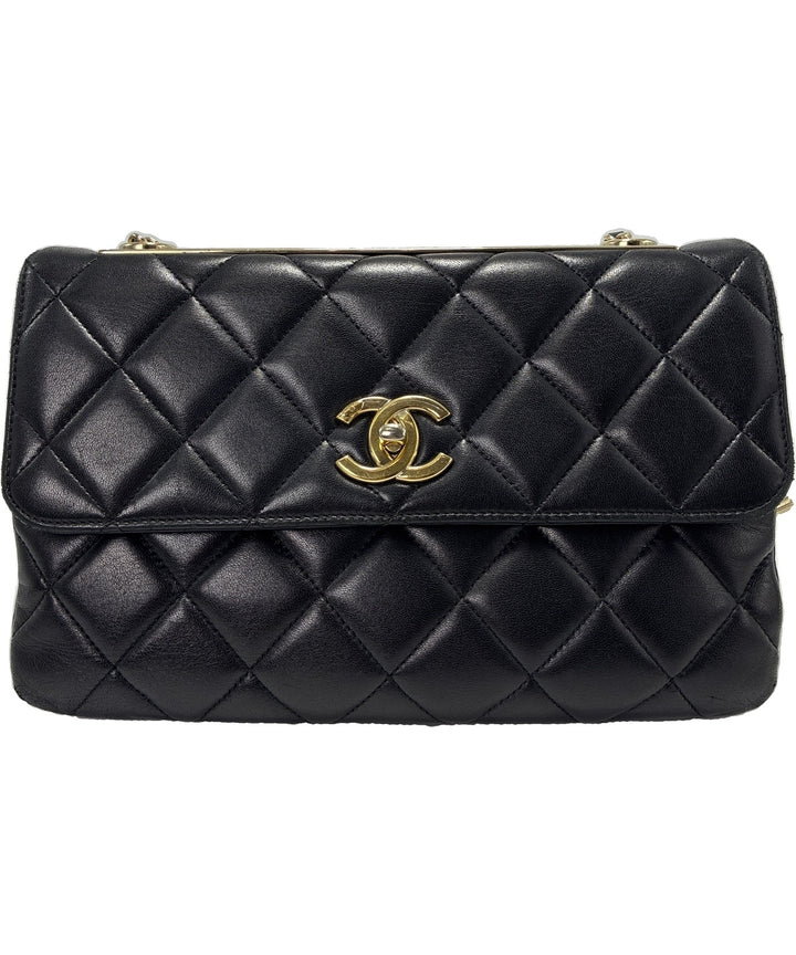 CHANEL กระเป๋าสะพาย
