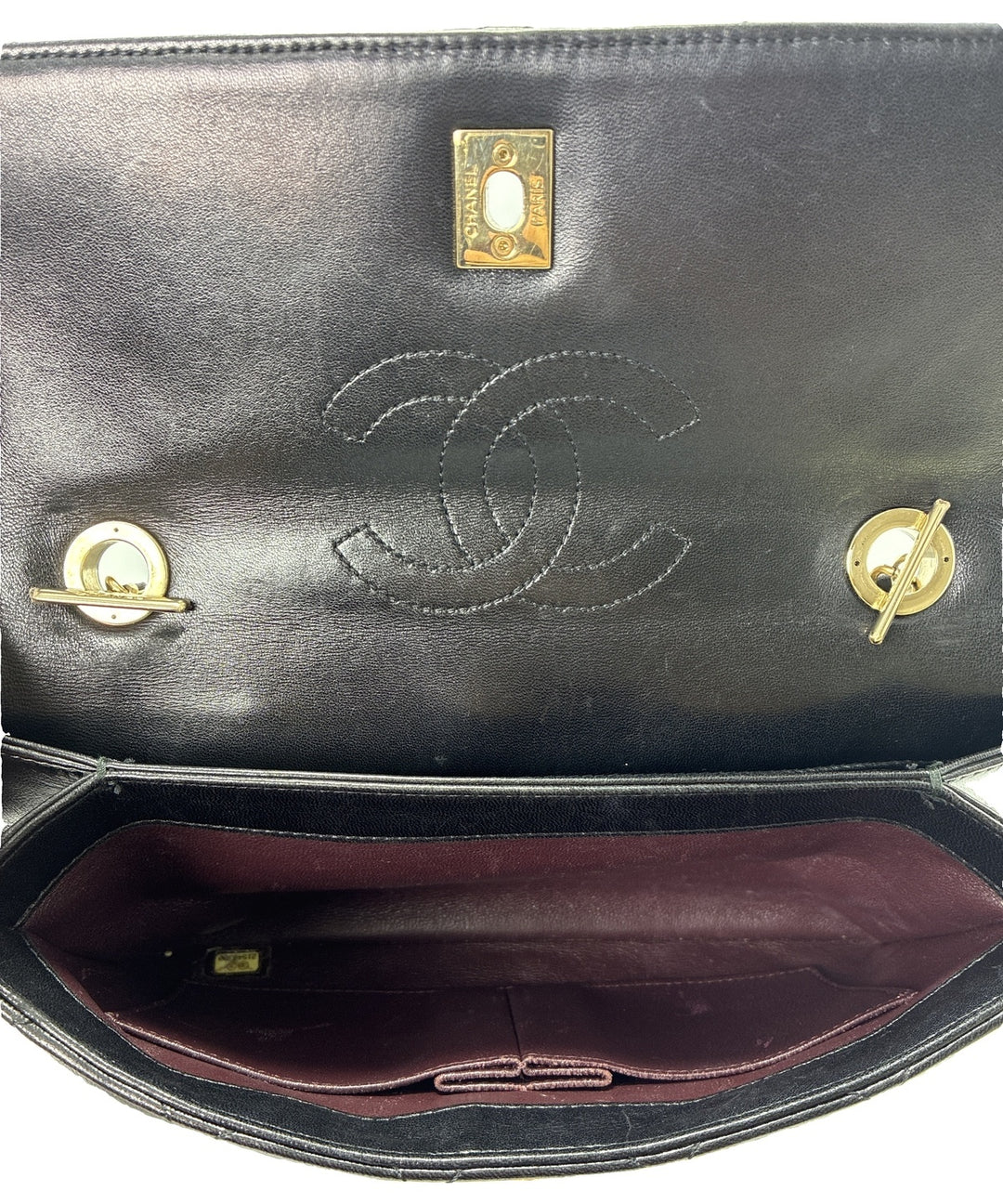 CHANEL กระเป๋าสะพาย