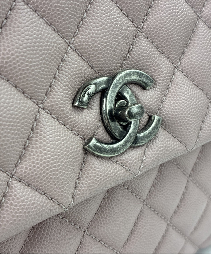 CHANEL กระเป๋าถือ