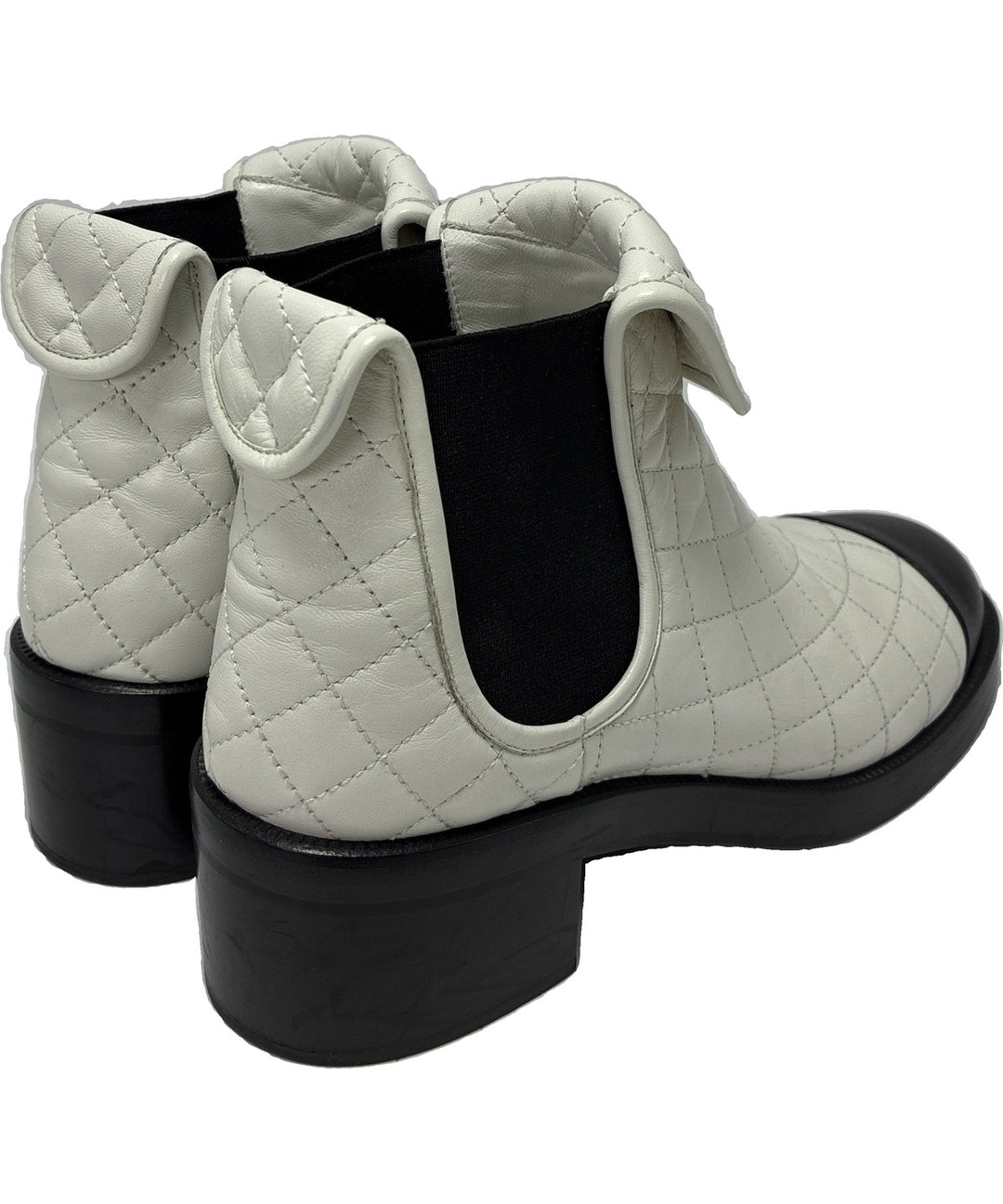 CHANEL รองเท้าบูท