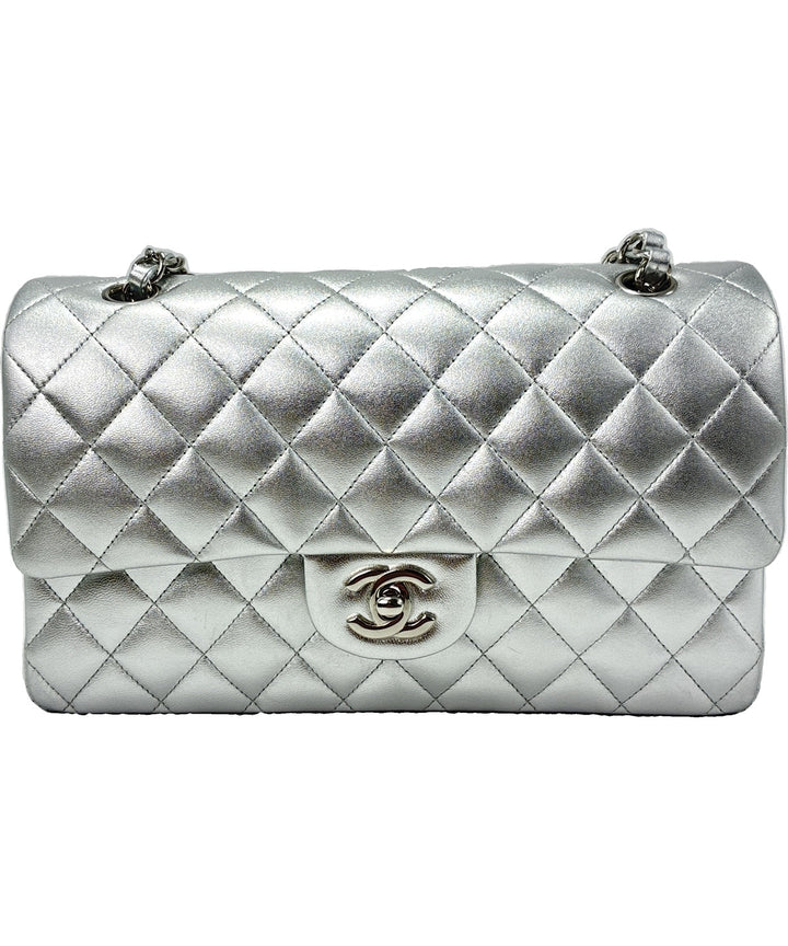 CHANEL กระเป๋าสะพาย
