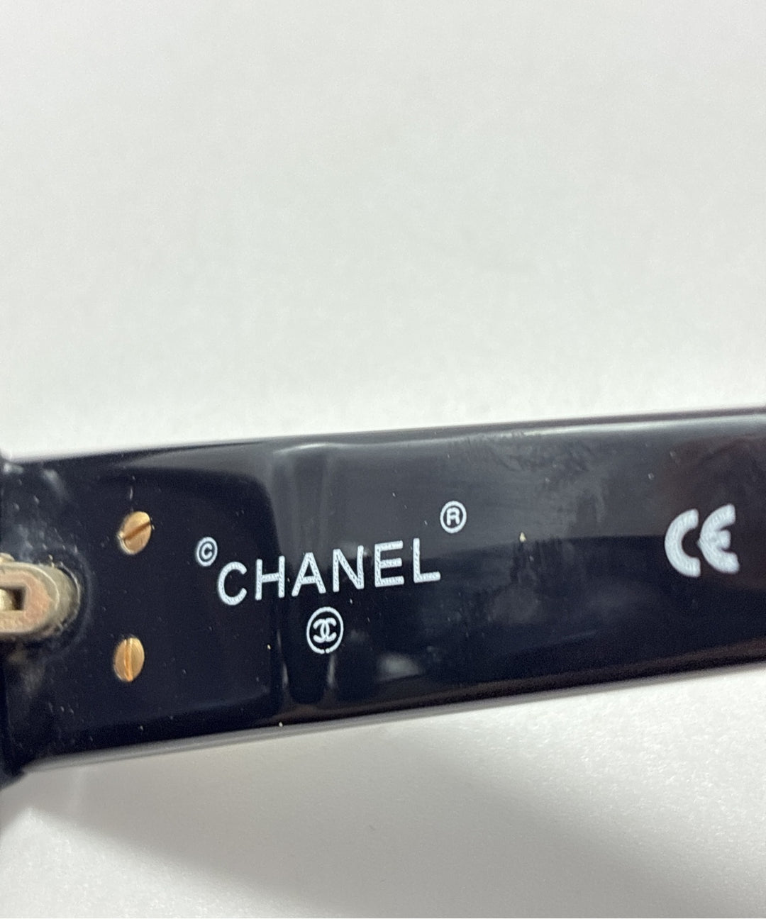 CHANEL แว่นกันแดด