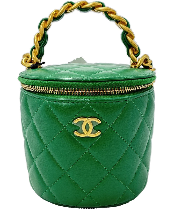 CHANEL กระเป๋าสะพาย