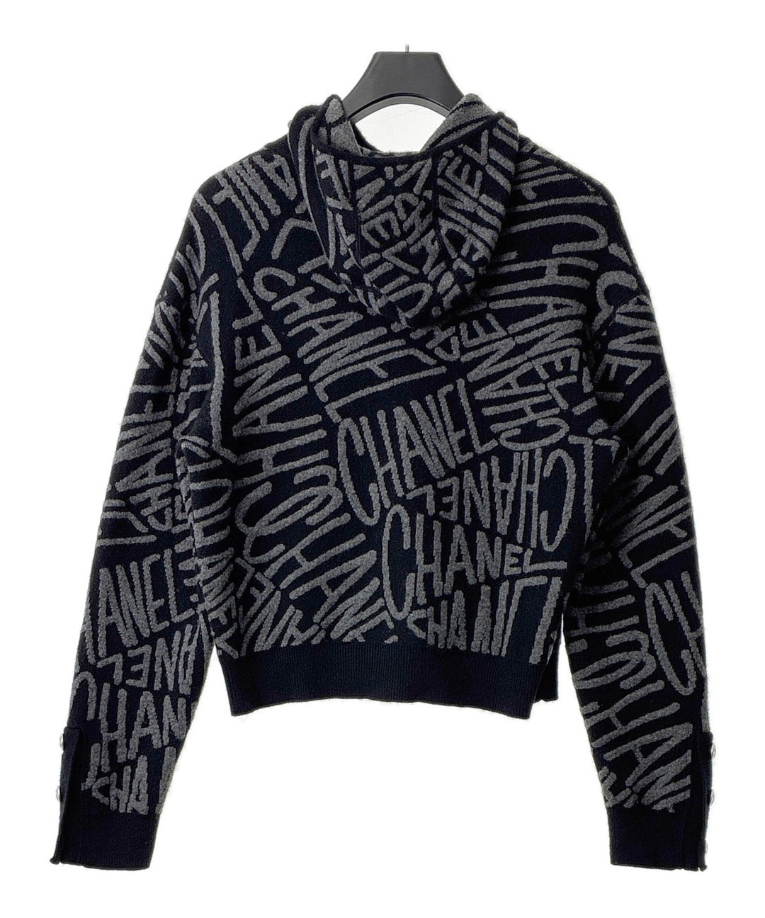 CHANEL เสื้อคาร์ดิแกน