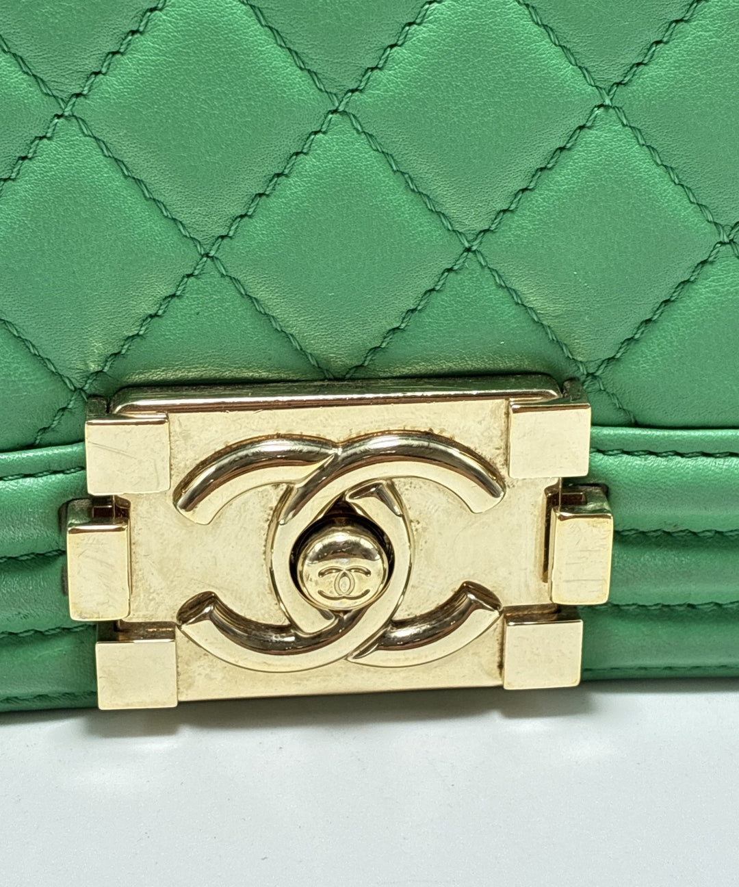 CHANEL กระเป๋าสะพาย