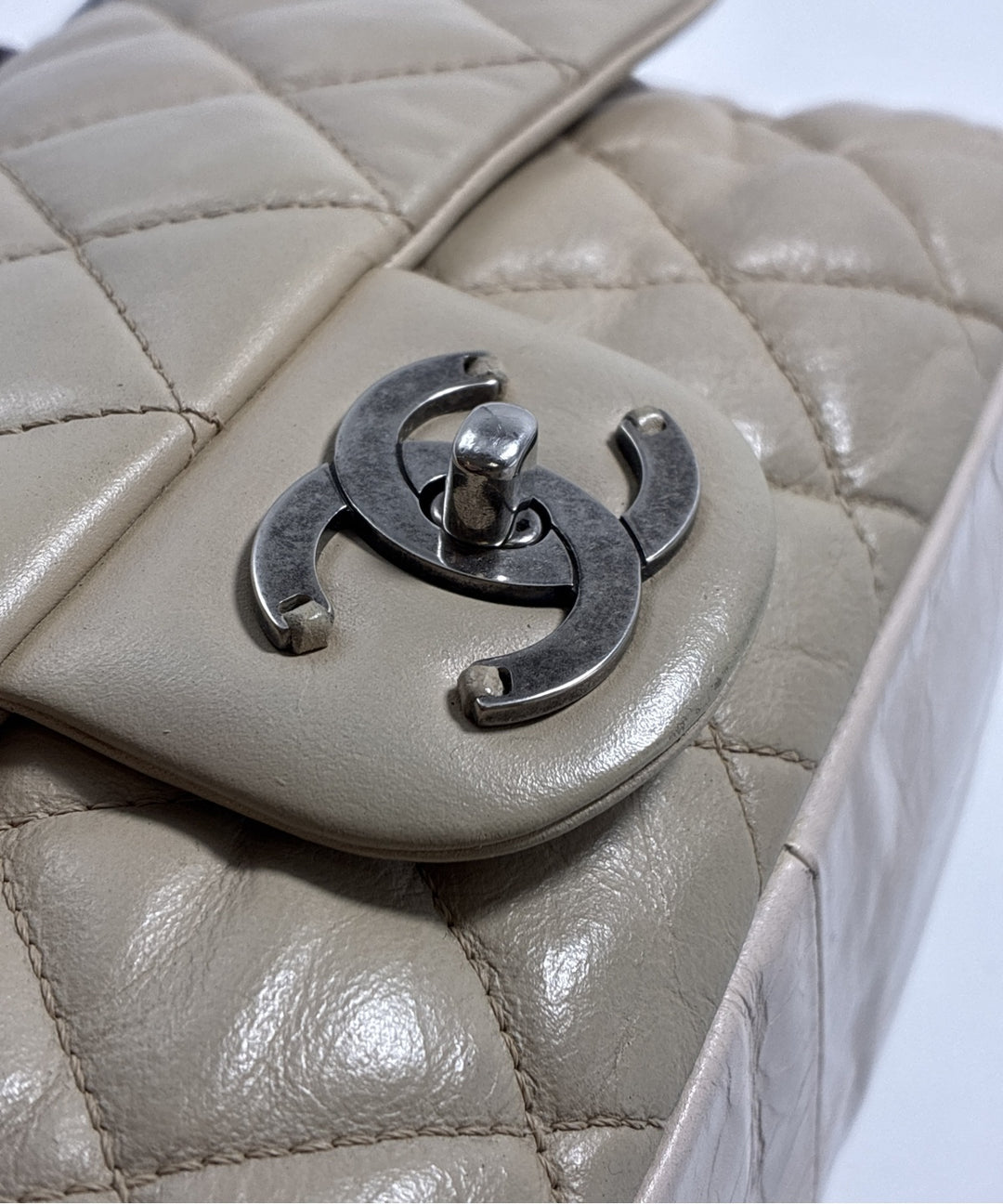 CHANEL กระเป๋าสะพาย