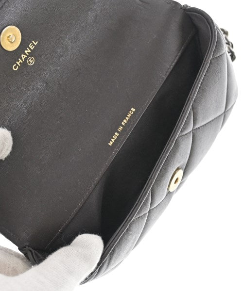 CHANEL กระเป๋าสะพาย