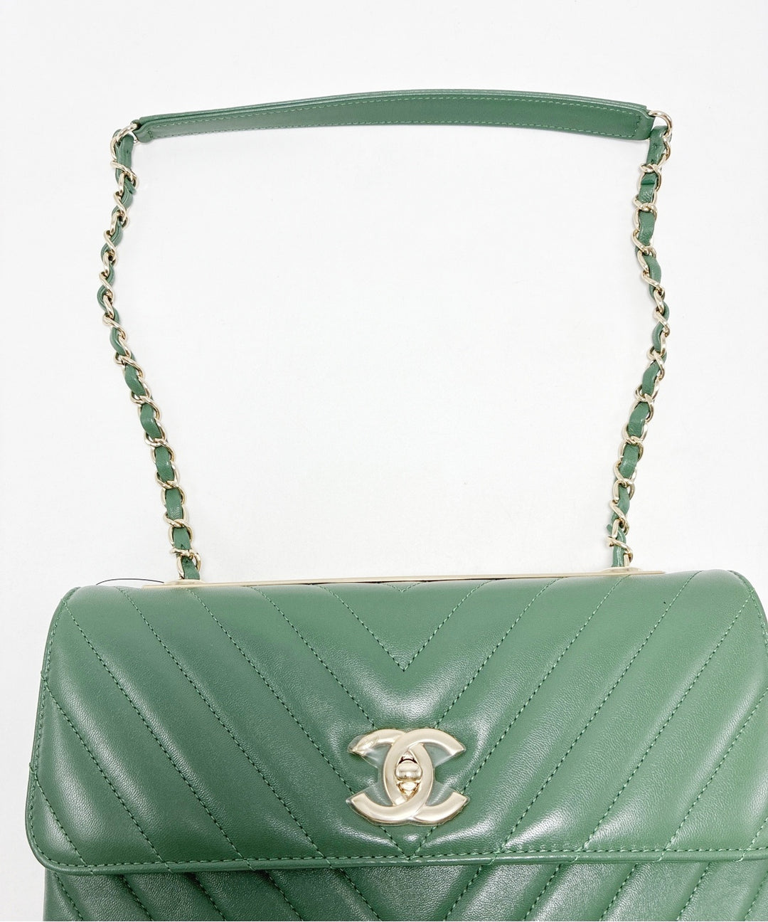 CHANEL กระเป๋าสะพาย