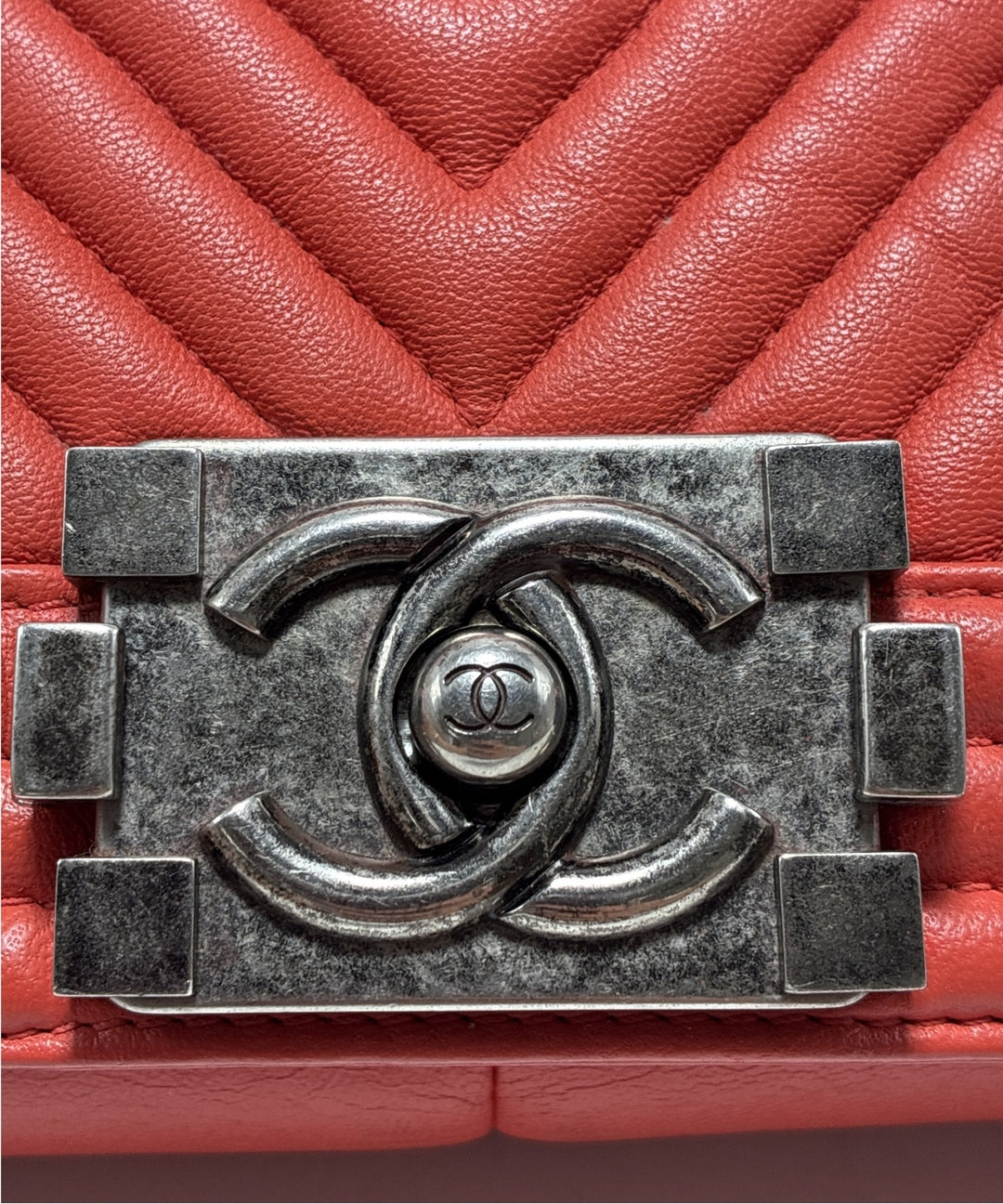 CHANEL กระเป๋าสะพาย
