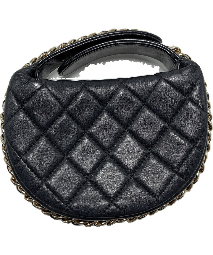 CHANEL กระเป๋า