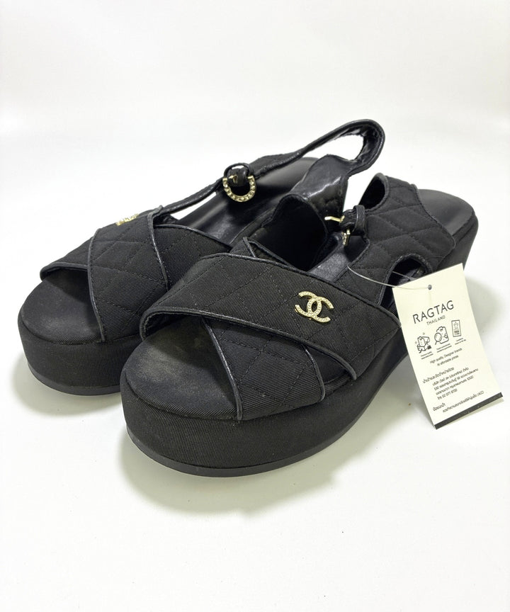 CHANEL รองเท้าแตะ