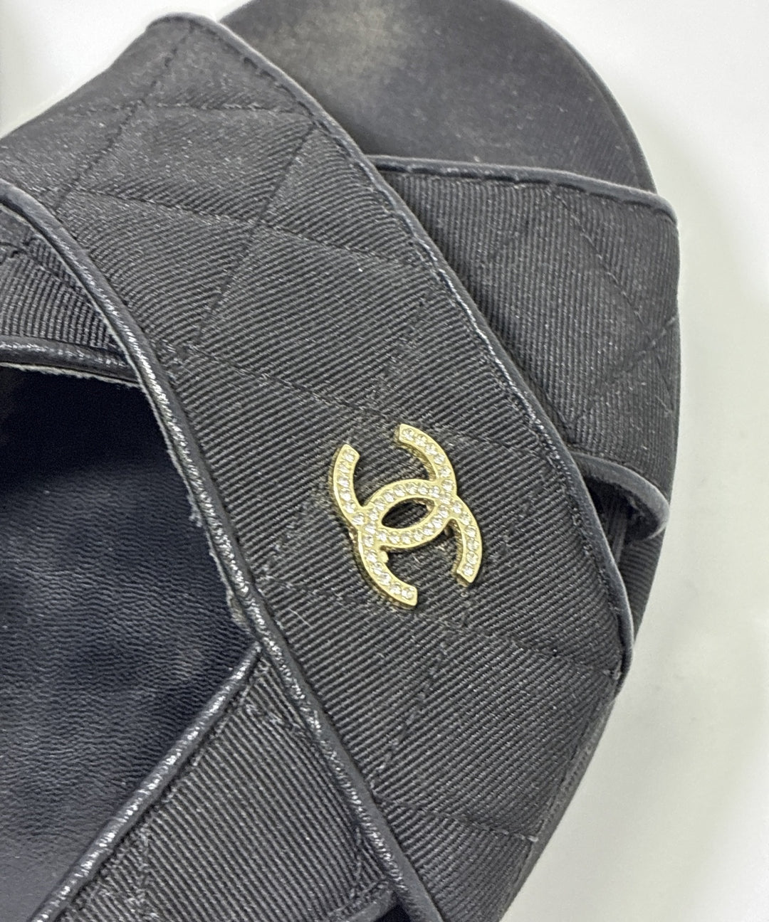 CHANEL รองเท้าแตะ