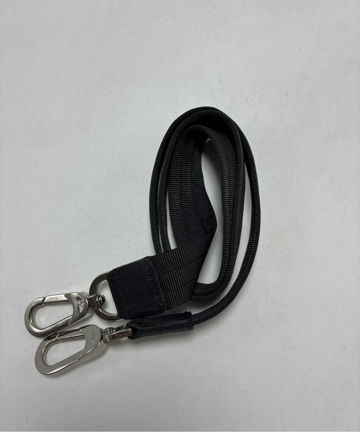 LONGCHAMP กระเป๋าถือ
