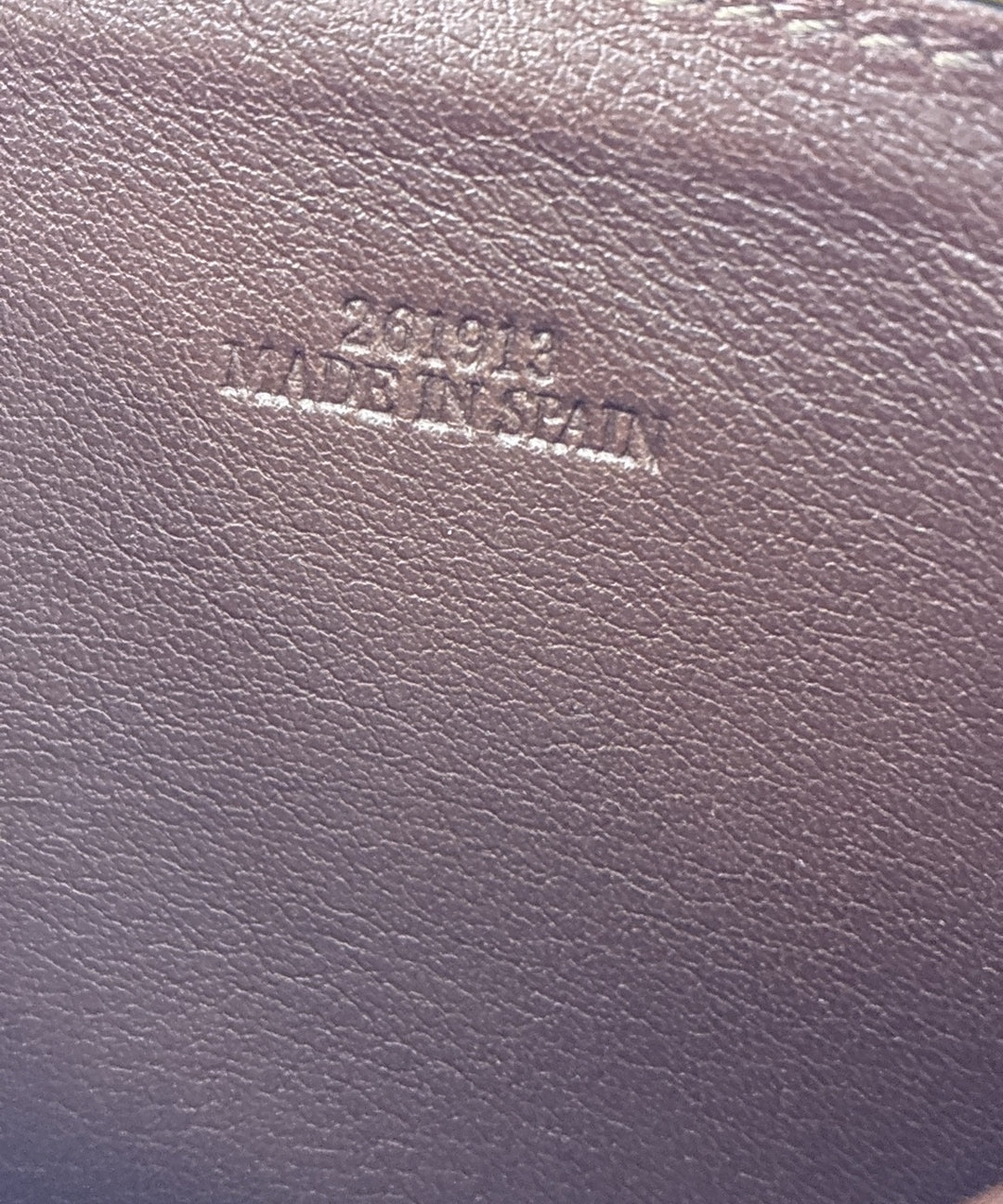 LOEWE กล่องใส่บัตร