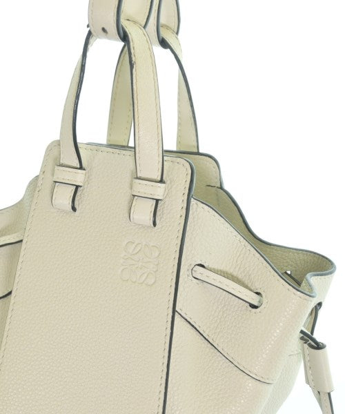 LOEWE กระเป๋าสะพาย