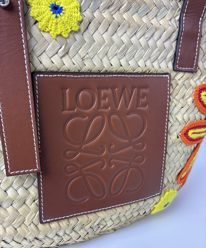 LOEWE กระเป๋าถือขนาดใหญ่