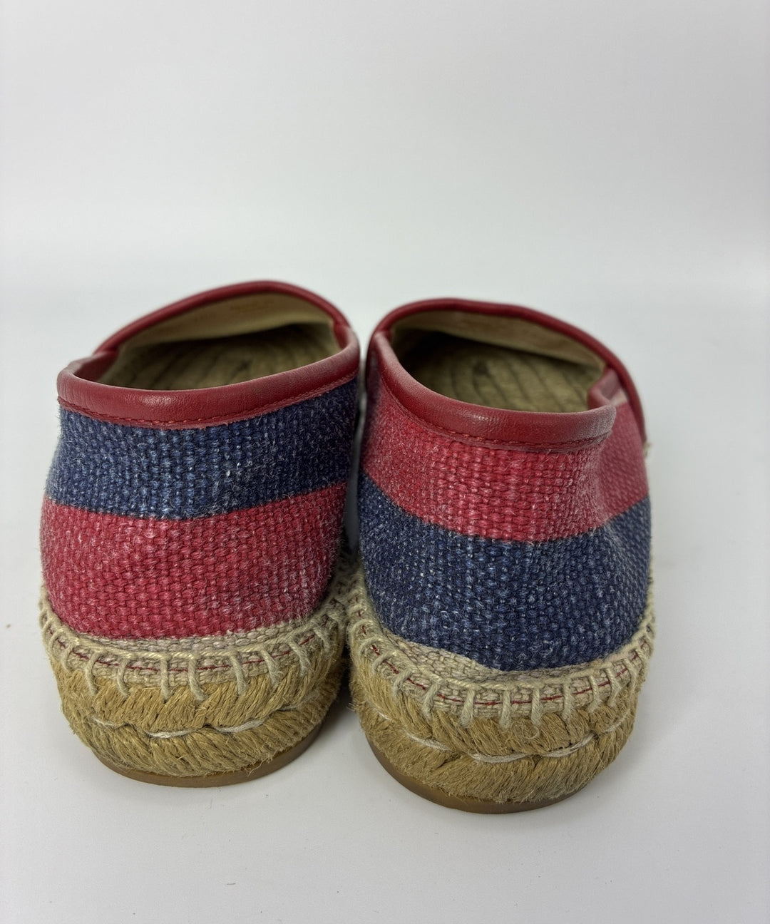 GUCCI รองเท้าพื้นเชือกสาน