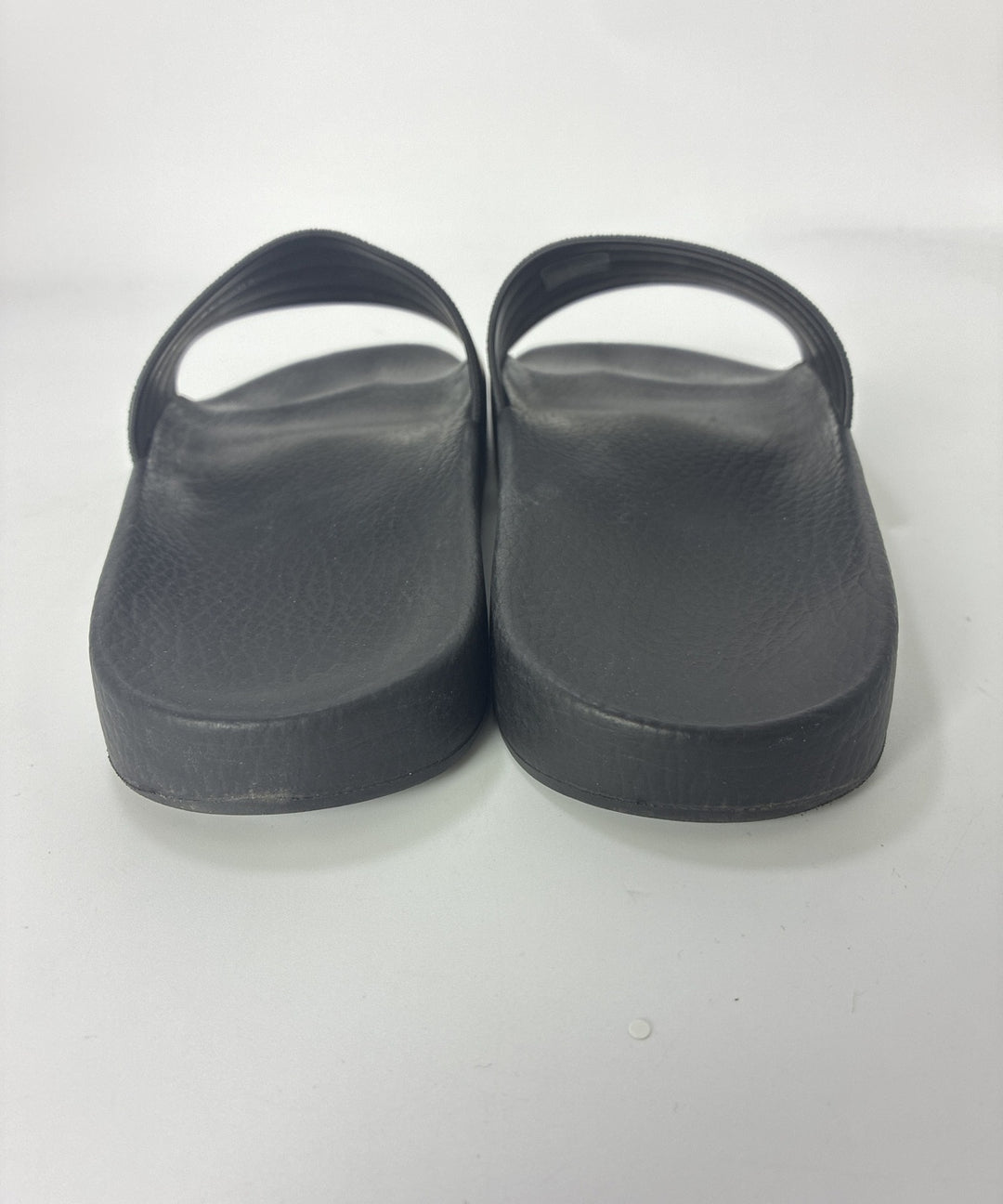 GUCCI รองเท้าแตะ