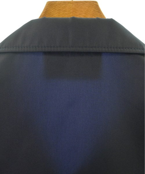 PRADA เสื้อลำลอง