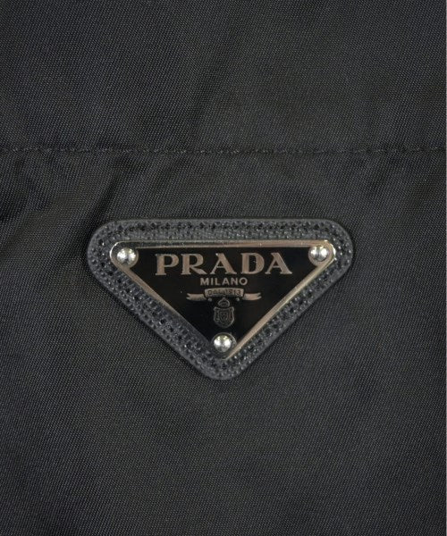 PRADA เสื้อลำลอง