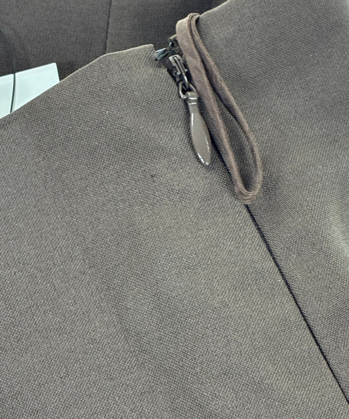 PRADA กระโปรงยาวถึงเข่า