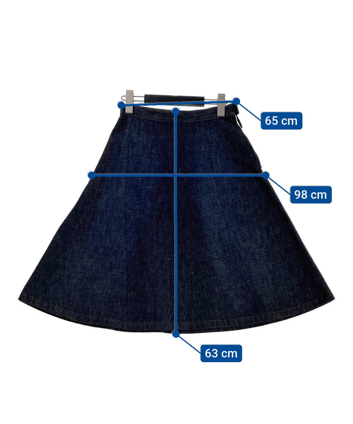 PRADA กระโปรงยาวถึงเข่า