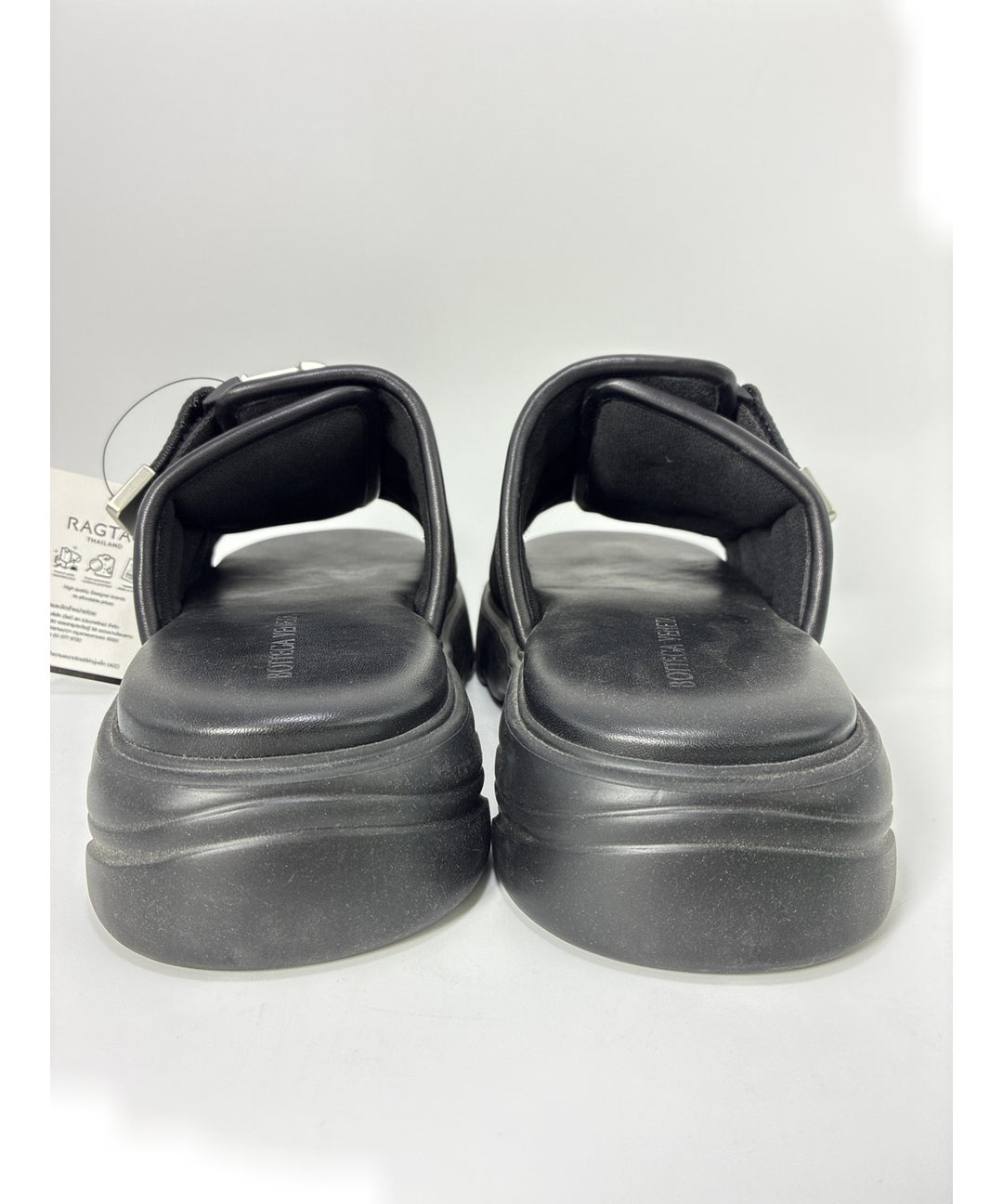 BOTTEGA VENETA รองเท้าแตะ