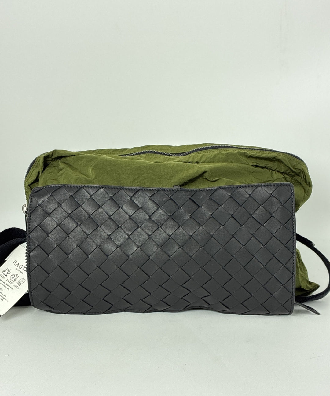 BOTTEGA VENETA กระเป๋าสะพาย