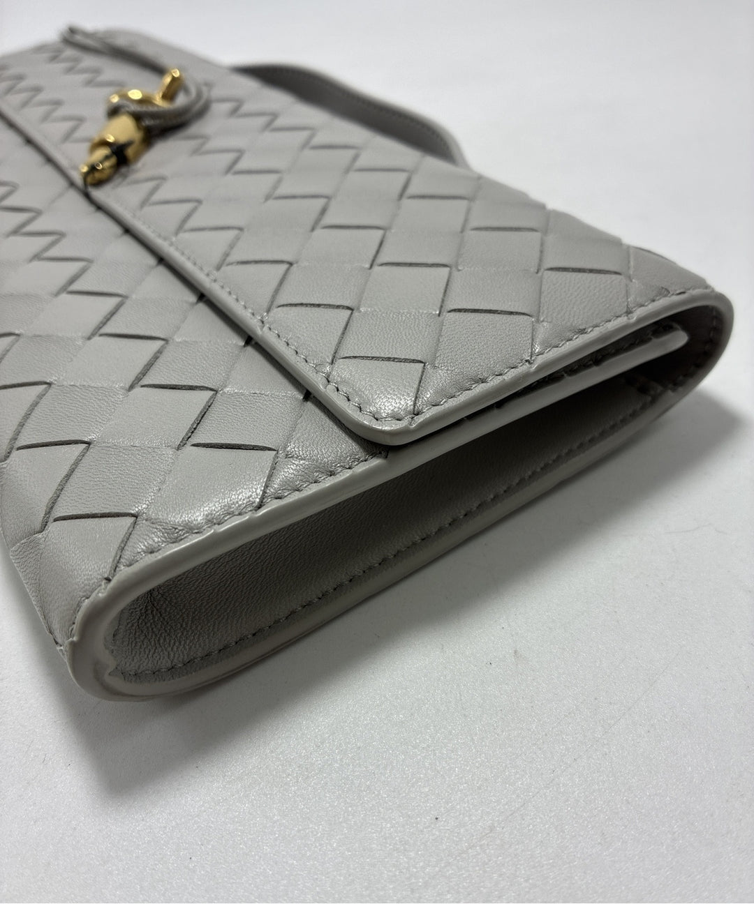 BOTTEGA VENETA กระเป๋าสะพาย