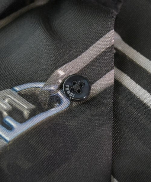 FENDI เสื้อลำลอง