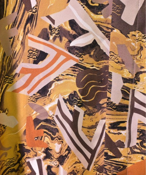 FENDI เสื้อลำลอง