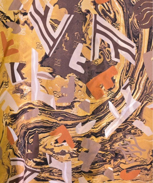 FENDI เสื้อลำลอง