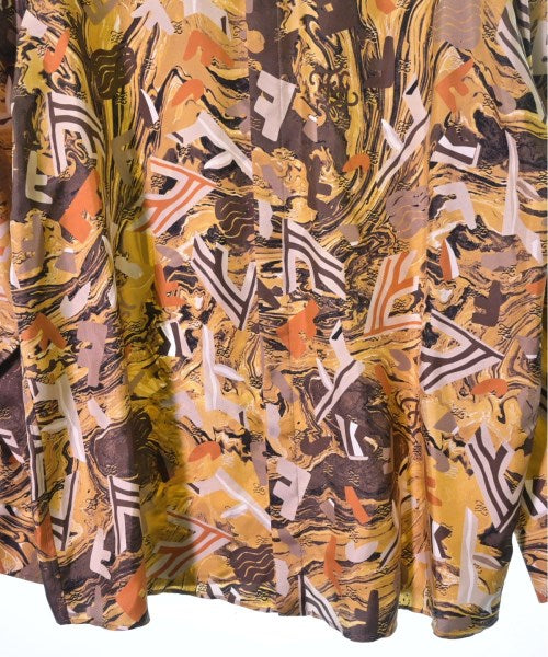 FENDI เสื้อลำลอง