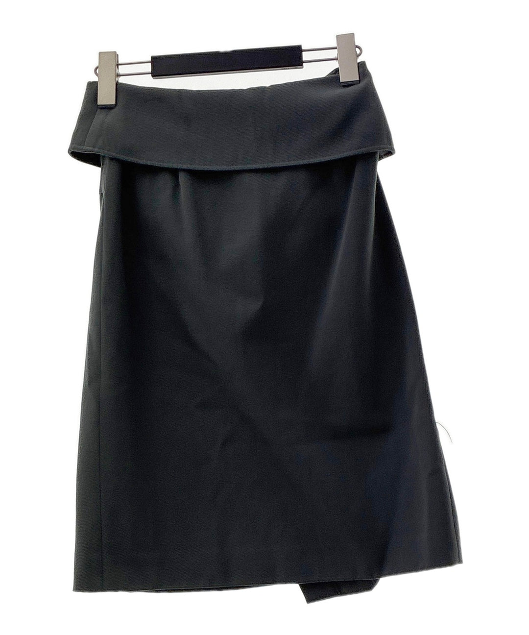 EMPORIO ARMANI กระโปรงยาวถึงเข่า