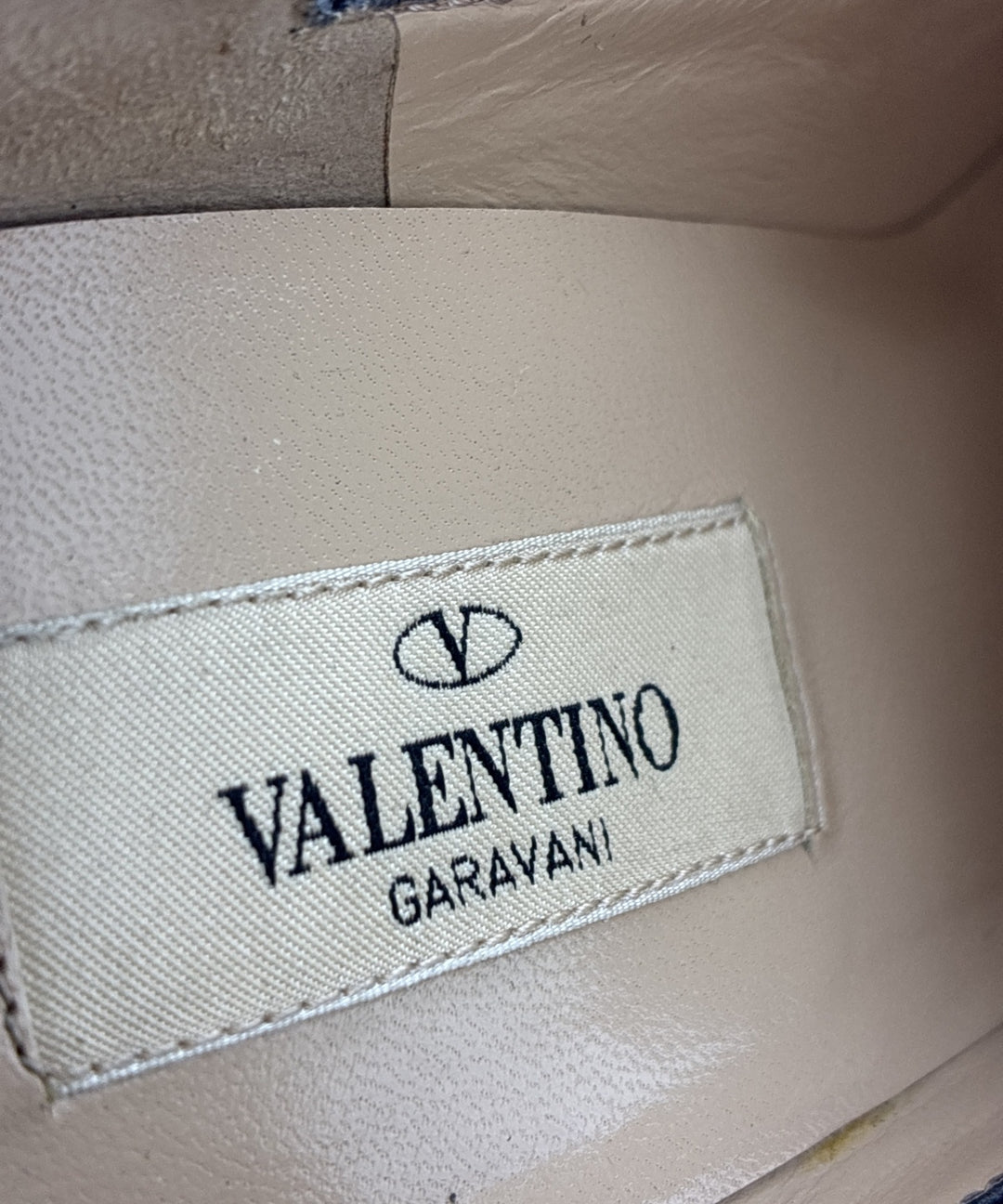 VALENTINO GARAVANI รองเท้าส้นสูง