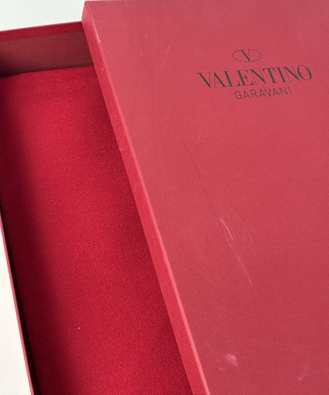 VALENTINO GARAVANI คลัตช์