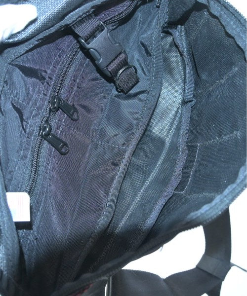 BRIEFING Shoulder bags