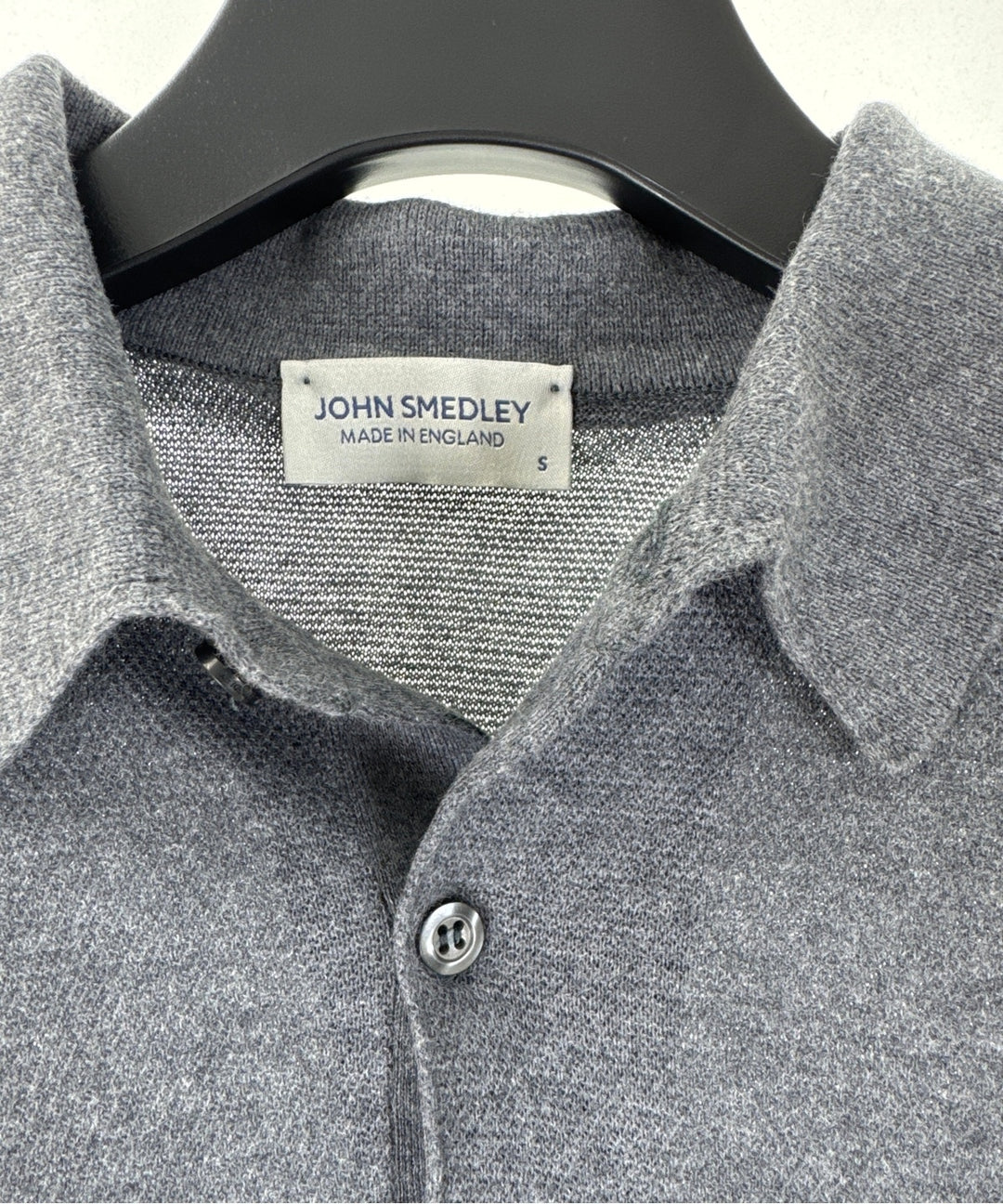 JOHN SMEDLEY เสื้อถัก