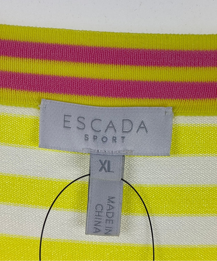 ESCADA SPORT เสื้อกันหนาว