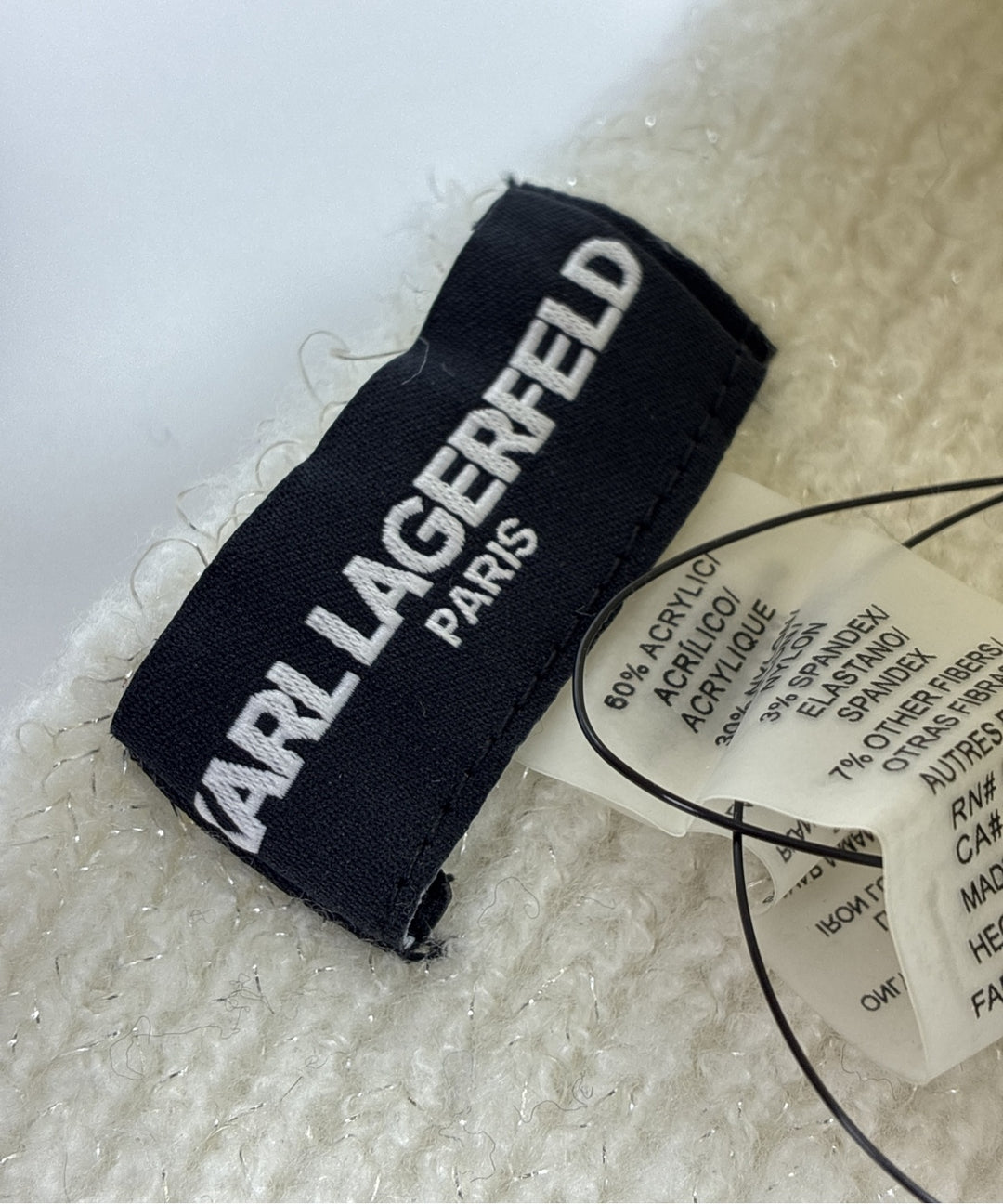 KARL LAGERFELD ผ้าพันคอกันหนาว