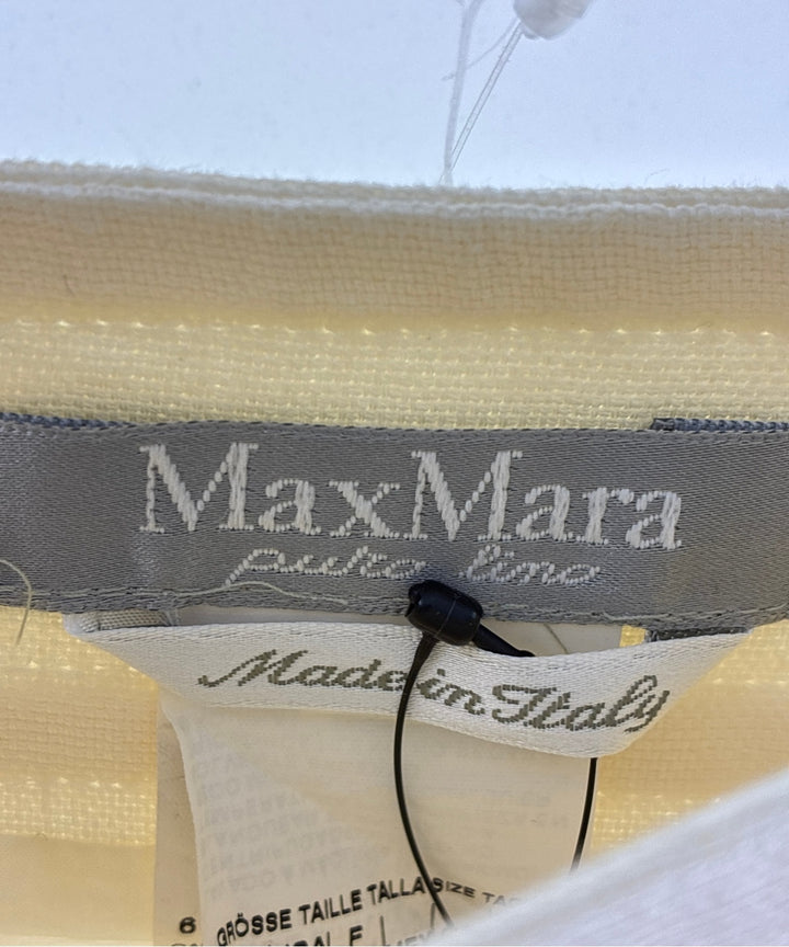 Max Mara กระโปรงยาวถึงเข่า