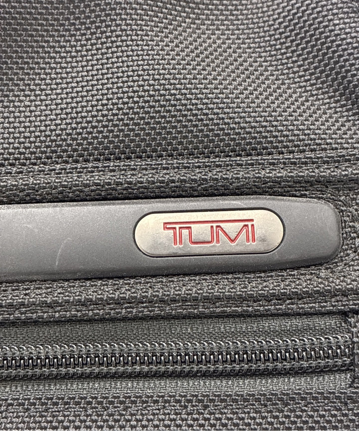 TUMI เป้สะพายหลัง