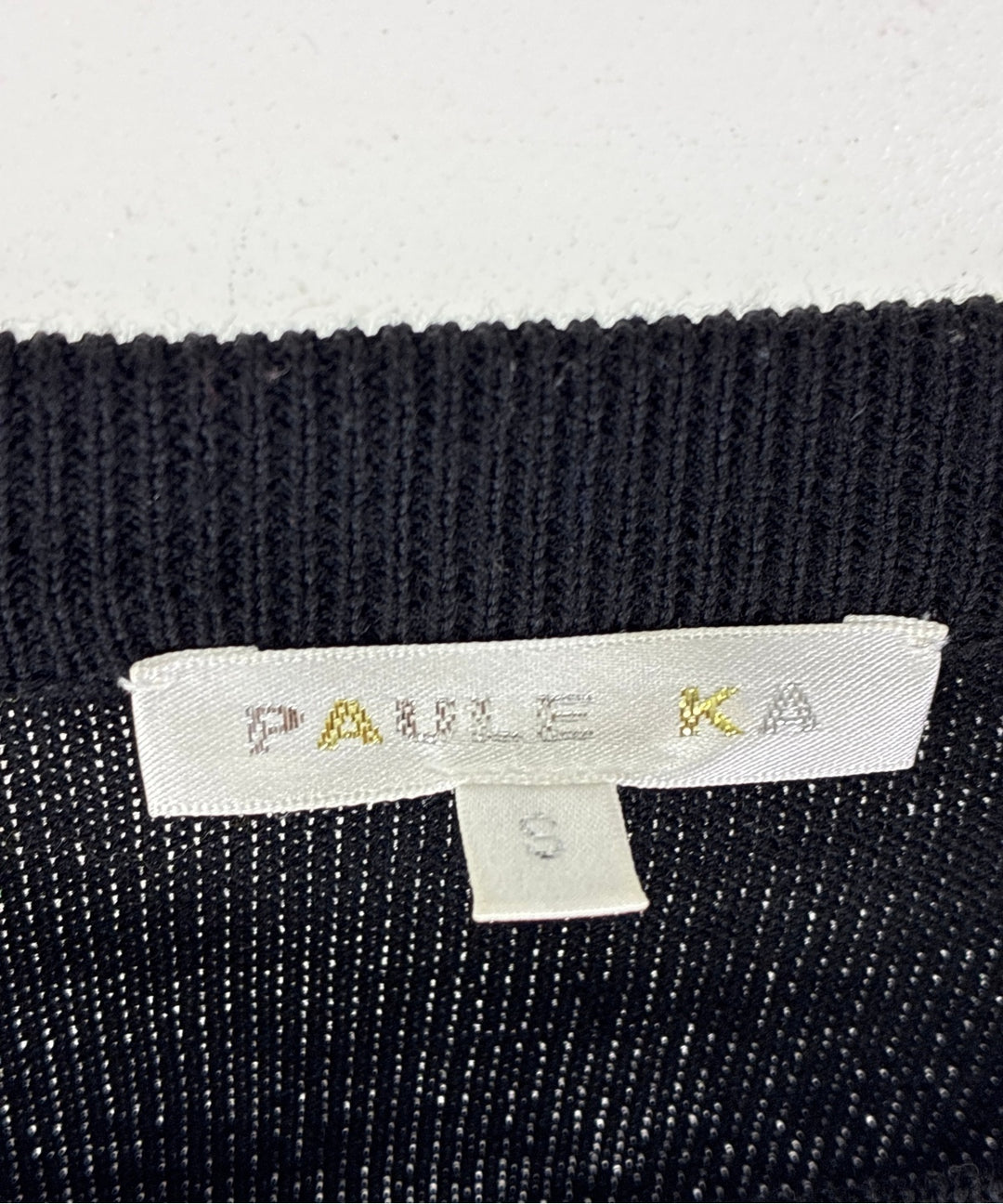PAULE KA เสื้อกันหนาว